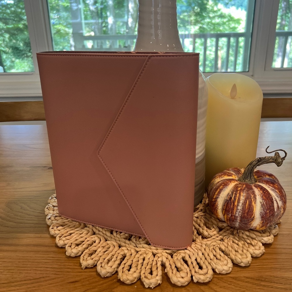 Erin Condren Wisteria A5 6 ring agenda - unused and with inserts.